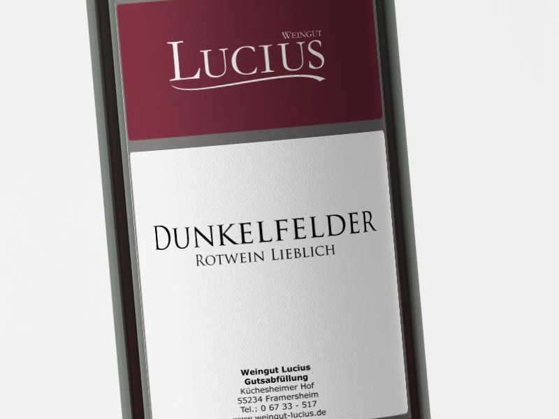 Dunkelfelder Rotwein lieblich | Weingut Lucius